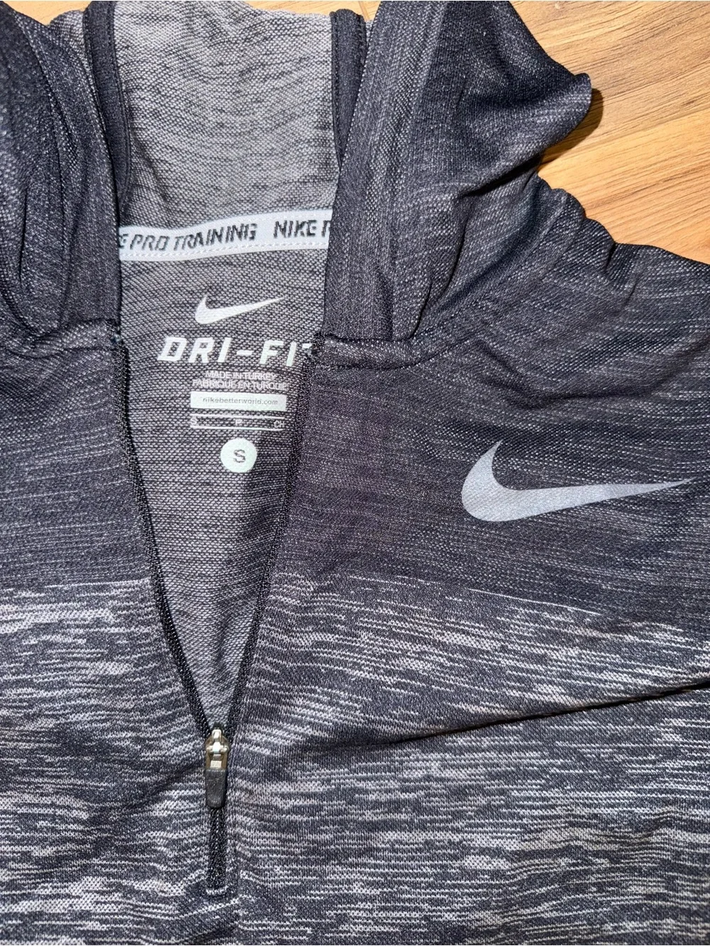 Nike Men’s Black Heather Quarter-Zip Performance Hoodie